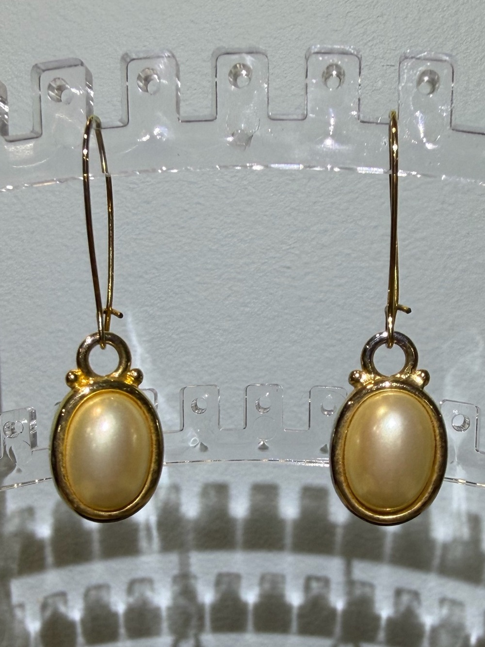 Classic Elegant Lightweight Goldtone Drop Pearl-Effect Oval Pierced Earrings